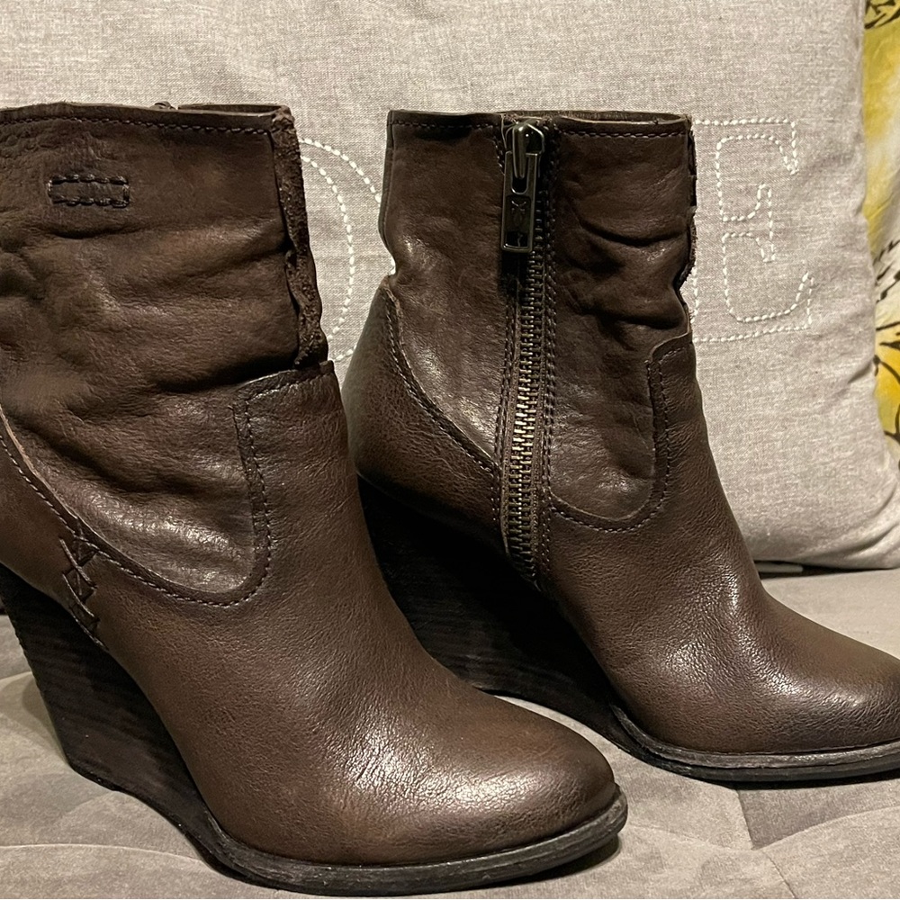 Frye high heel wedge ankle boots, size 6, amazing leather